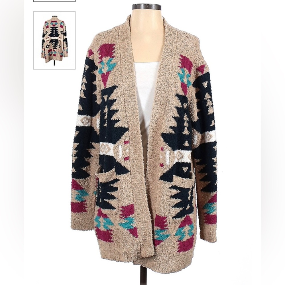 Harper Heritage Cardigan - Large 
Boho
Long Sleeve
Multi color
100% Polyester
